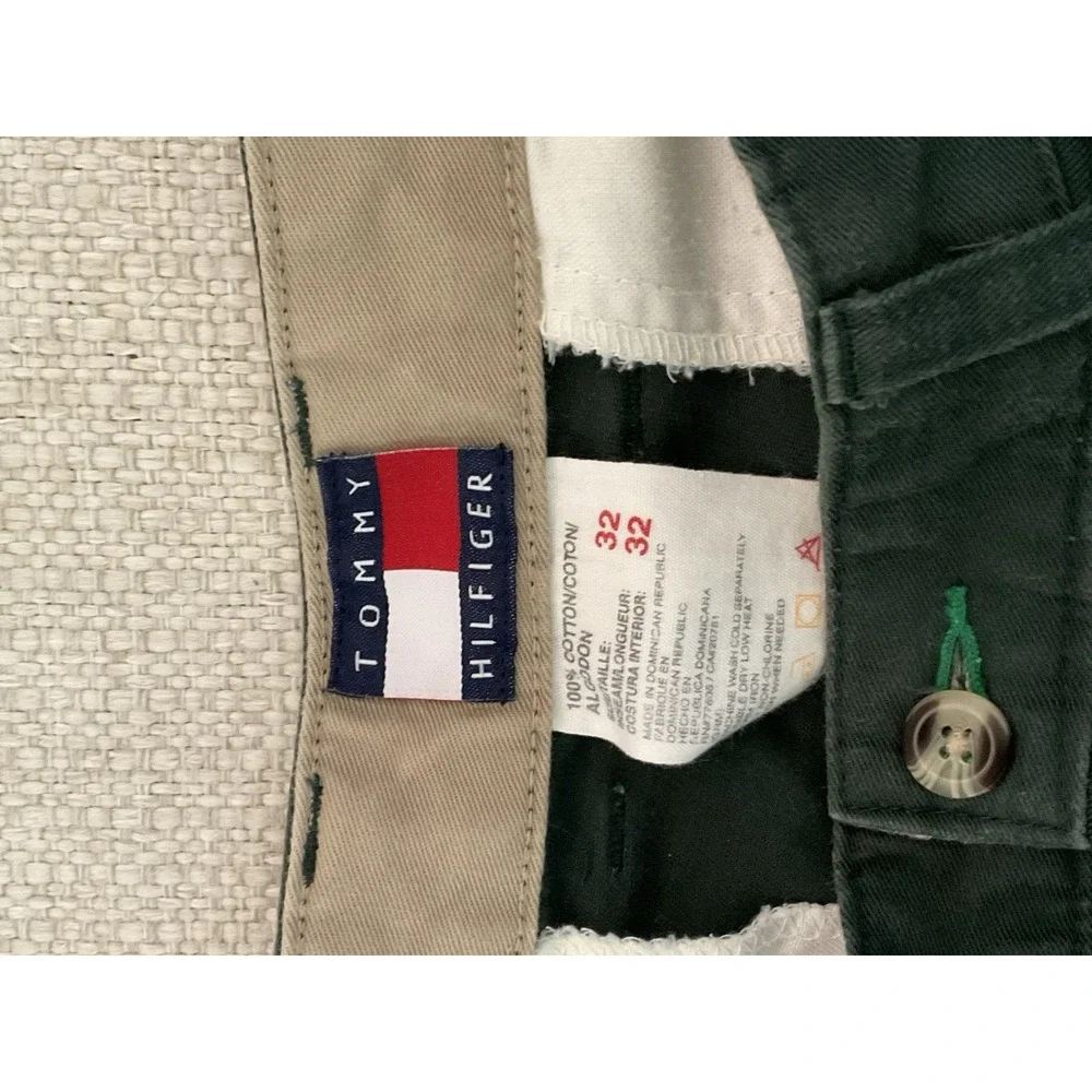 VTG 90s TOMMY HILFIGER Men's 33x26 Flag Tag Chino Pleated Cuffed Pants Green